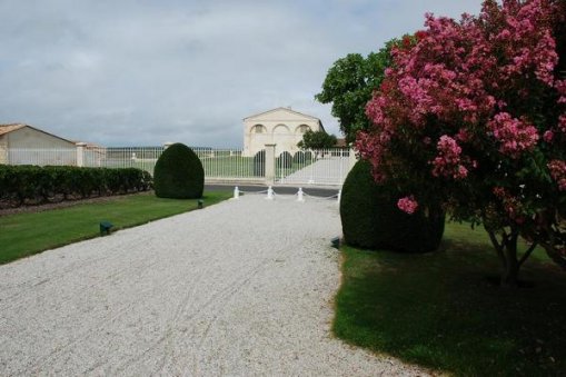  Современный вид Château Mouton Rothschild 